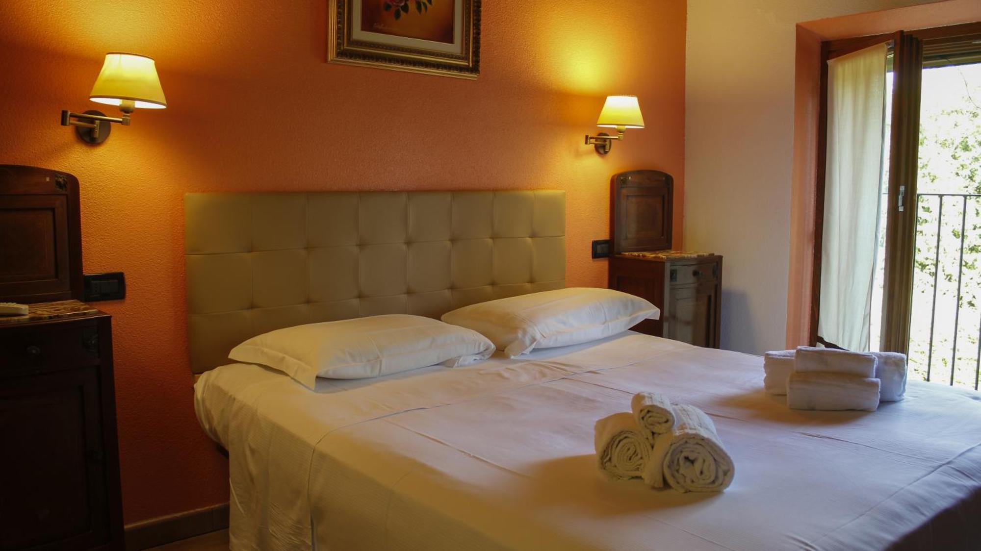 וולטה מנטובנה Agriturismo Borgo Del Mincio מראה חיצוני תמונה