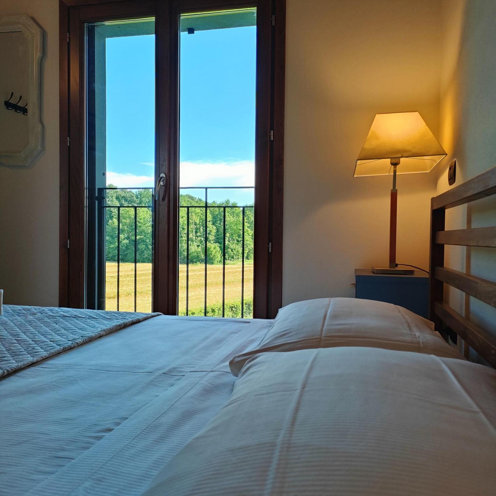 וולטה מנטובנה Agriturismo Borgo Del Mincio מראה חיצוני תמונה