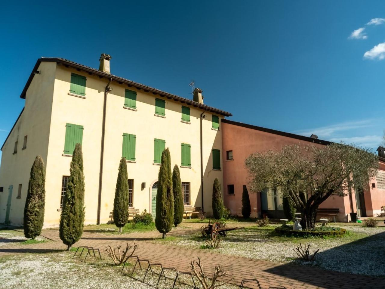וולטה מנטובנה Agriturismo Borgo Del Mincio מראה חיצוני תמונה